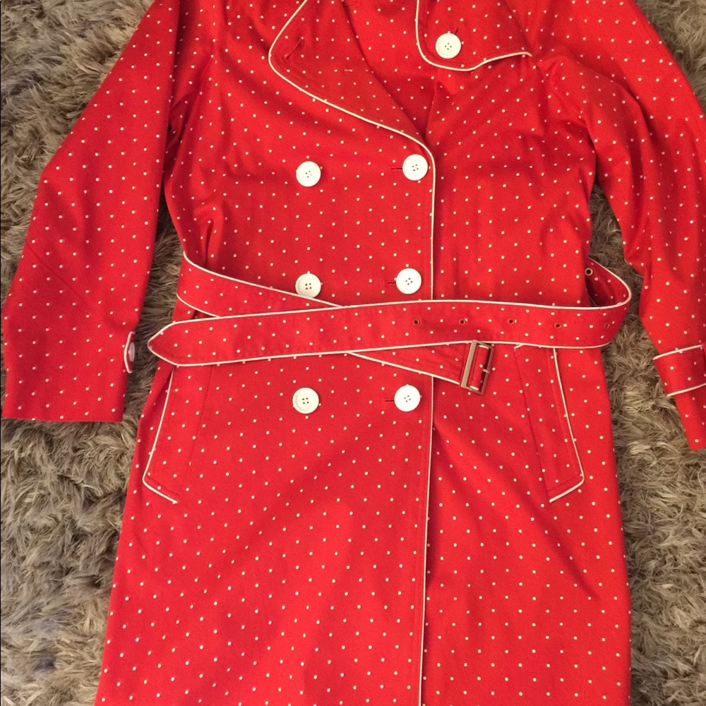 BANDOLINO RED & WHITE POKI-DOT ALL WEATHER COAT - Picture 6 of 7
